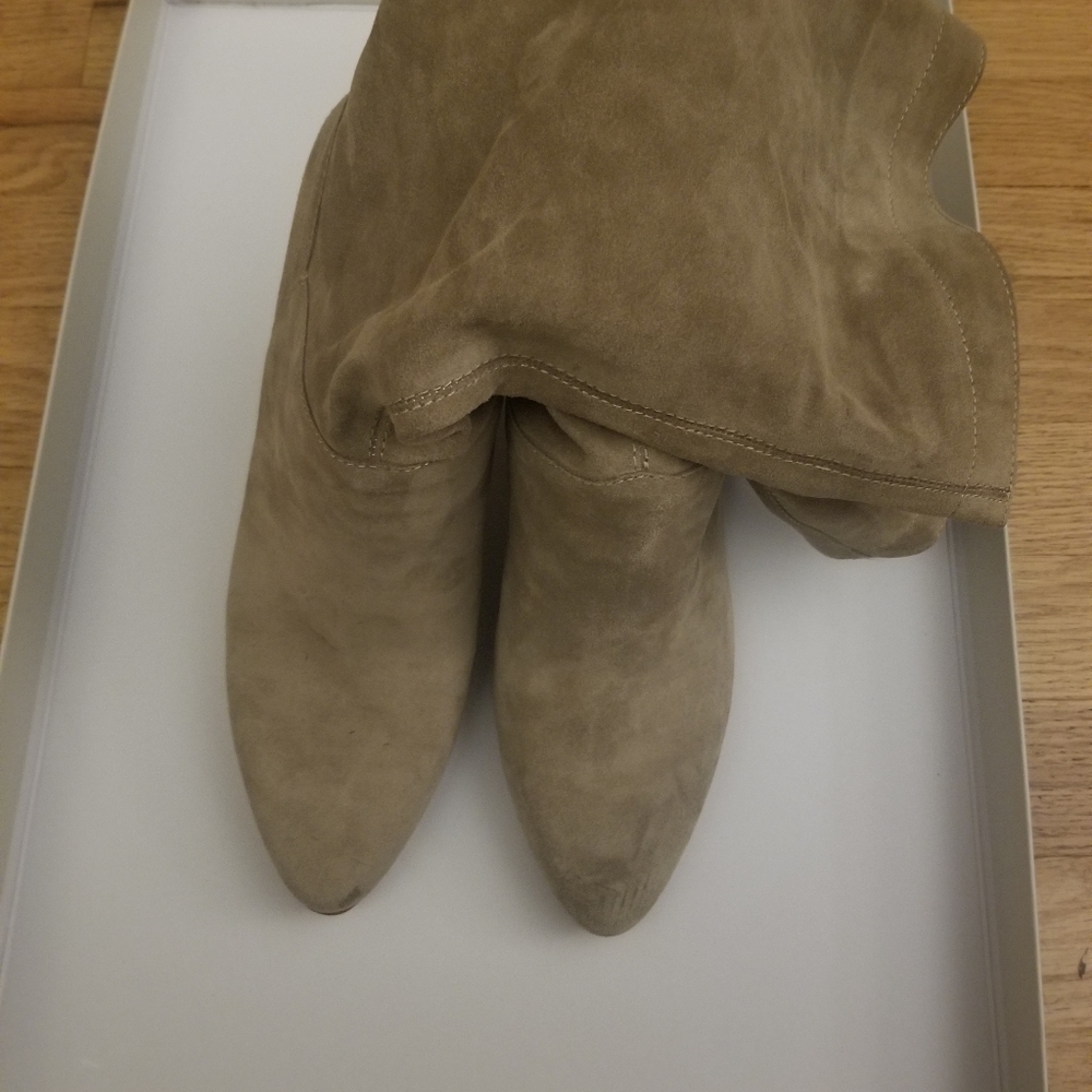 Boots - Picture 2 of 2